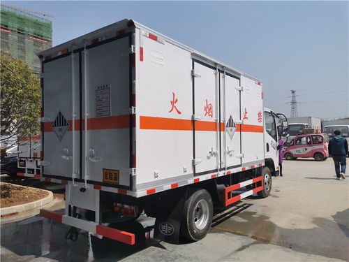 小型废油漆桶运输车推荐 国六九类杂项危险品运输车实用指南
